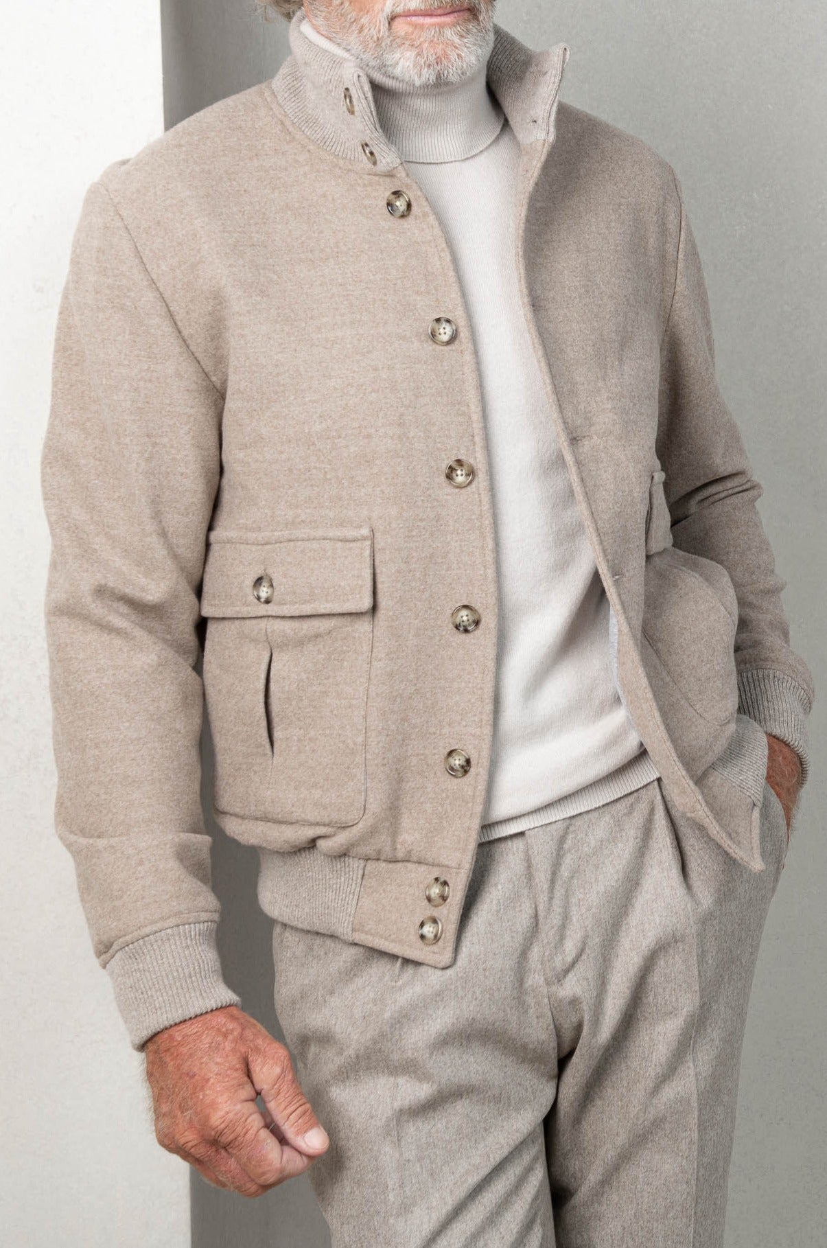 Bomber en flanelle de laine Super 180 s beige Fabriqu en Italie