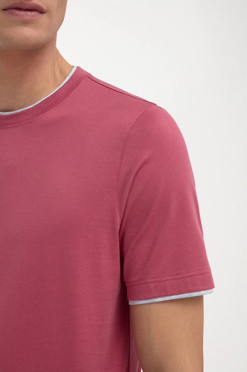 Cherry cotton t-shirt with collar detail - Made in Italy