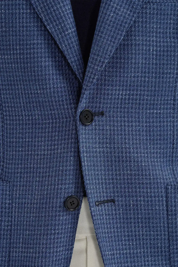 Avio Blue Houndstooth Soragna Jacket, men's avio blue blazer, elegant houndstooth jacket, tailored Soragna wool jacket, breathable formal blazer, veste Soragna bleu avio à motif pied-de-poule pour hommes, veste élégante en laine, veste formelle respirante, giacca Soragna blu avio pied-de-poule, giacca elegante sartoriale, blazer formale traspirante.