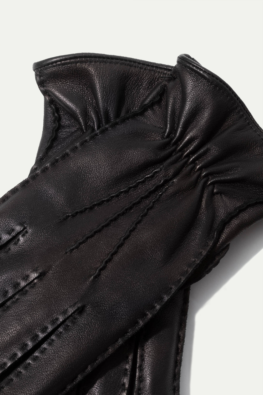 Cashmere deerskin gloves, black cashmere gloves, italian cashmere gloves, italian cashmere. black gloves, Guanti in cashmere, guanti in cashmere nero, guanti in cashmere italiano, guanti in cashmere italiano. guanti neri, Gants en cachemire, gants en cachemire noir, gants en cachemire italien, gants en cachemire italien, gants noirs,