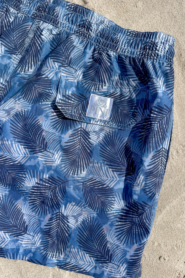 Men Blue Avio Swimshort, Men Swimshort, Italian made swim short, Italian summer swimshort, fancy blue swimshort, Pantaloncini da bagno blu Avio, pantaloncini da bagno da uomo, pantaloncini da bagno made in Italy, pantaloncini da bagno estivi italiani, pantaloncini da bagno blu, Short de bain bleu Avio pour homme, short de bain pour homme, short de bain italien, short de bain italien pour l'été, short de bain bleu fantaisie