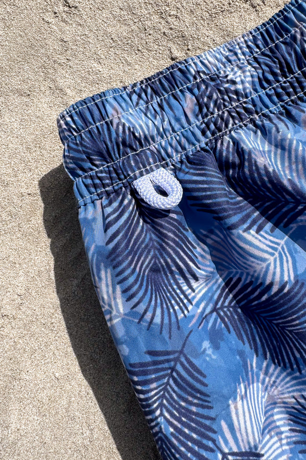 Men Blue Avio Swimshort, Men Swimshort, Italian made swim short, Italian summer swimshort, fancy blue swimshort, Pantaloncini da bagno blu Avio, pantaloncini da bagno da uomo, pantaloncini da bagno made in Italy, pantaloncini da bagno estivi italiani, pantaloncini da bagno blu, Short de bain bleu Avio pour homme, short de bain pour homme, short de bain italien, short de bain italien pour l'été, short de bain bleu fantaisie