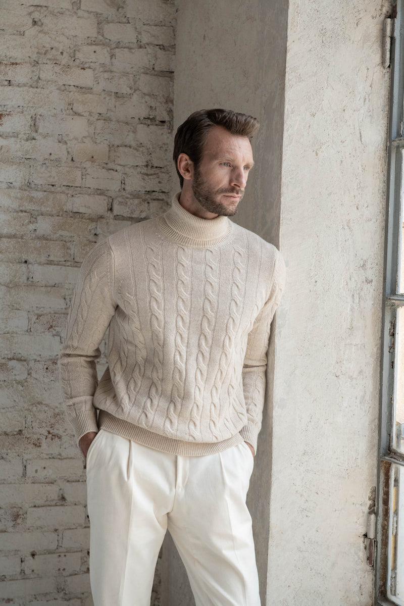 beige turtleneck, beige men turtleneck, cable turtleneck, luxury beige turtleneck, cashmere turtleneck, col roulé beige, col roulé homme beige