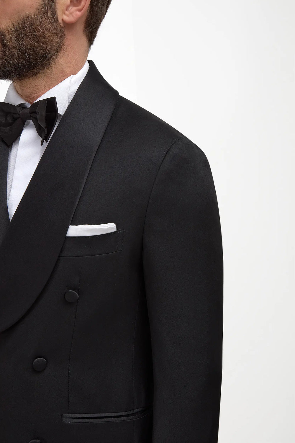 Black Double-Breasted Tuxedo Jacket, men's black tuxedo jacket, elegant black evening jacket, formal black double-breasted jacket, breathable tuxedo jacket, veste de smoking noire croisée, veste élégante de soirée pour hommes, veste formelle noire croisée, giacca da smoking nera doppiopetto, giacca elegante da sera, giacca formale nera doppiopetto.