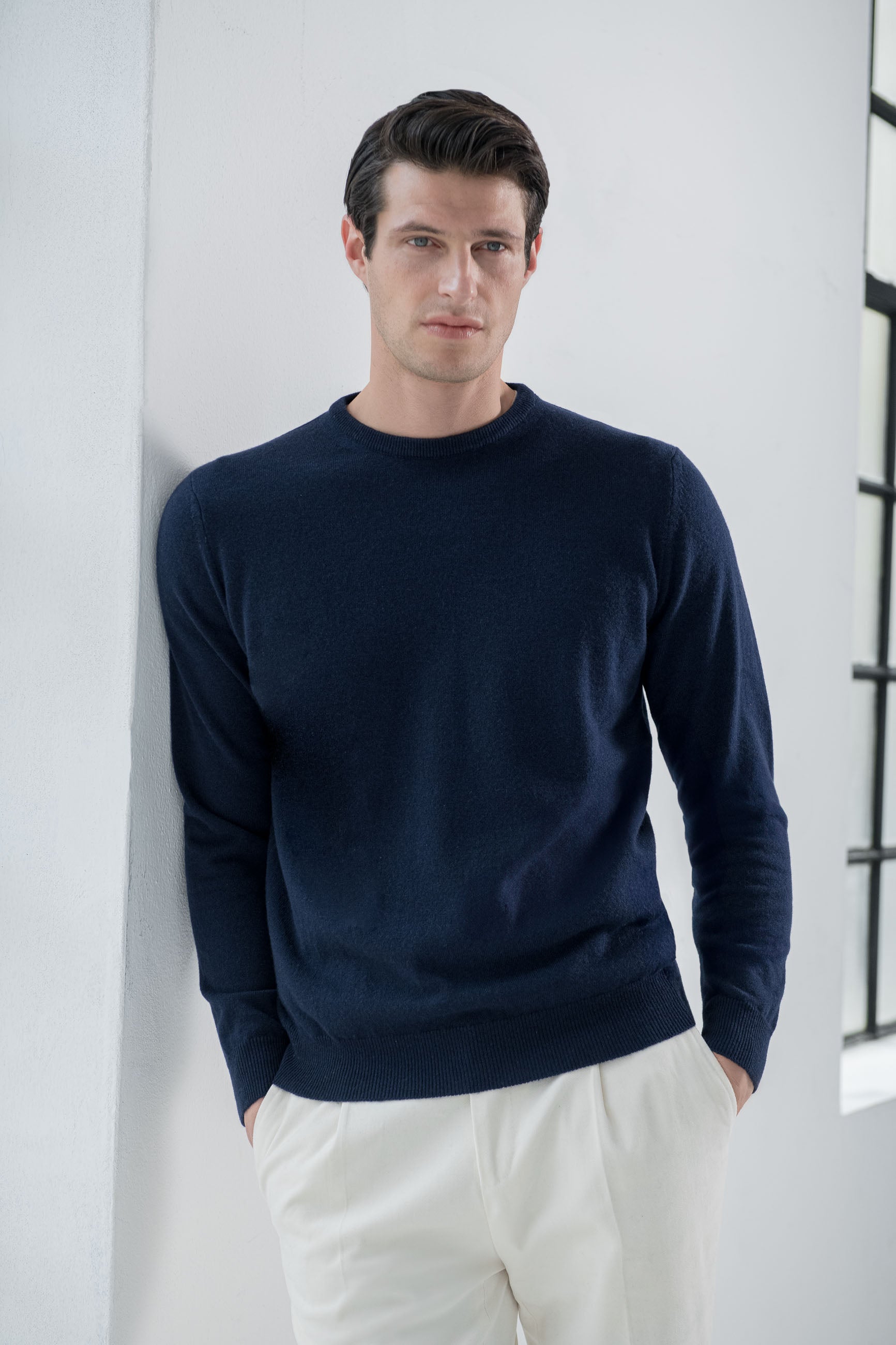 Girocollo in cashmere blu – Made in Italy