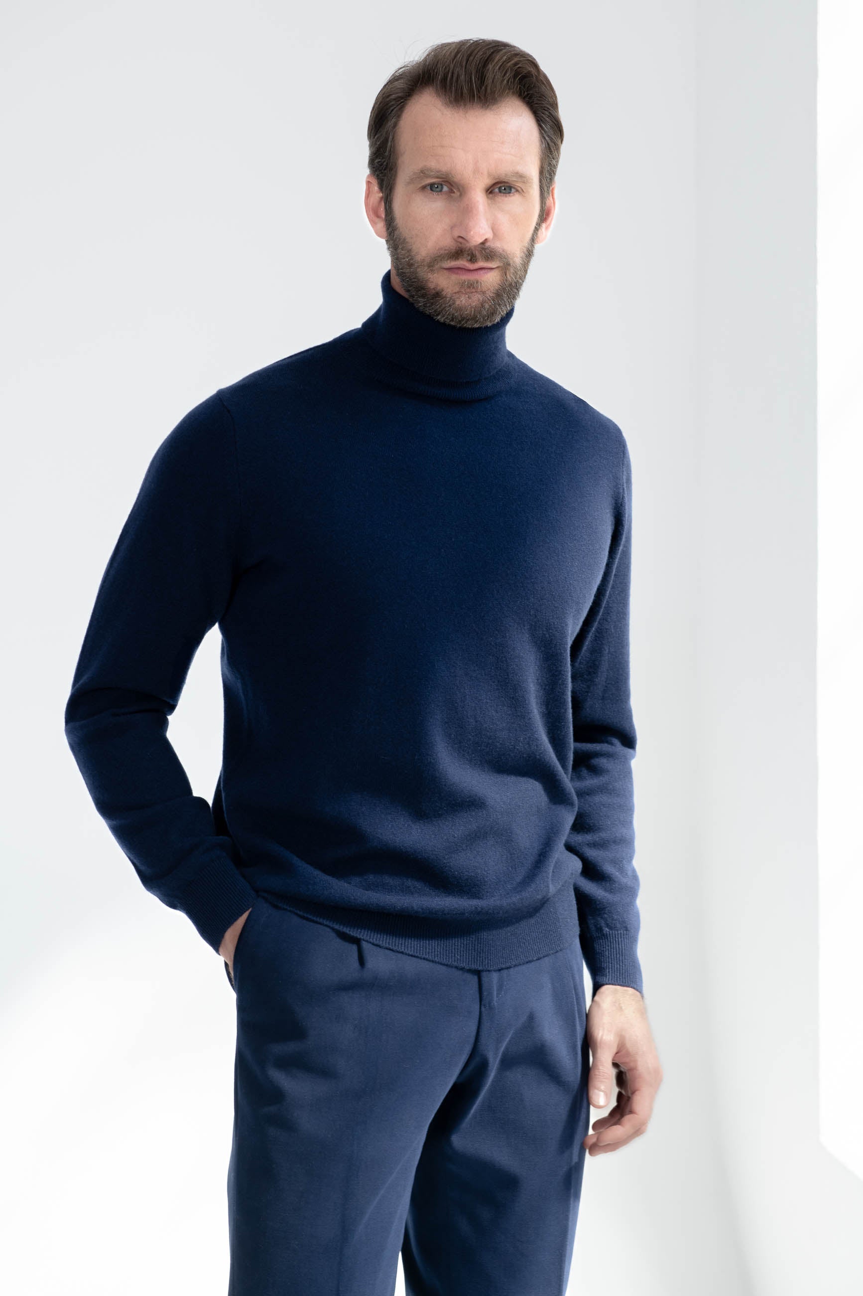 Blue cashmere turtleneck Made in italy