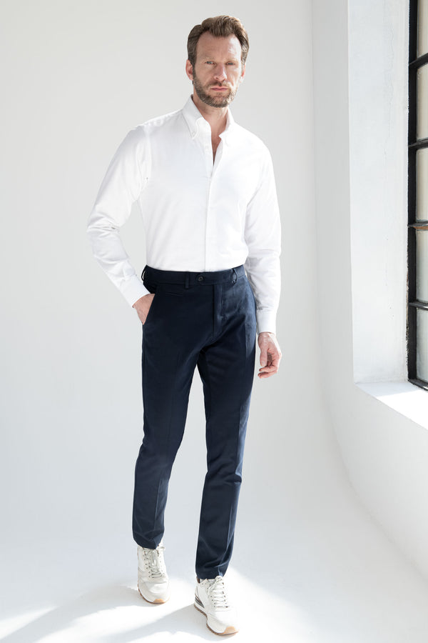  Blue cotton trousers, italian cotton trousers, blue trousers, mid rise trousers, italian style trousers, Pantaloni in cotone blu, pantaloni in cotone italiano, pantaloni blu, pantaloni a vita media, pantaloni in stile italiano, Pantalon en coton bleu, pantalon en coton italien, pantalon bleu, pantalon taille moyenne, pantalon de style italien