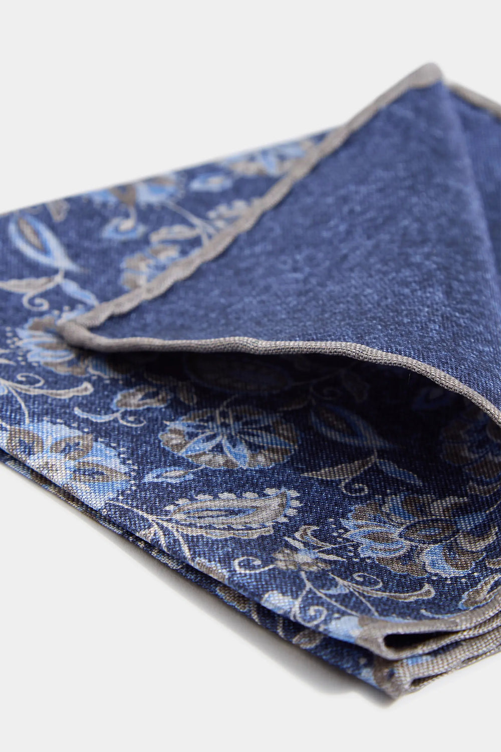 Blue flower fancy pocket square - Made in Italy