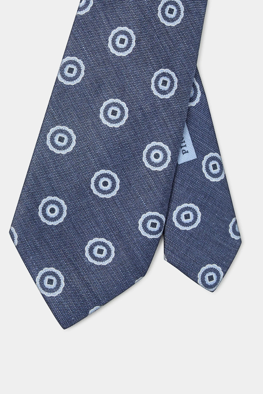 Blue Macro Fancy Tie, men's blue patterned tie, elegant blue tie, formal macro design tie, breathable blue tie, cravate bleue à motif macro, cravate élégante pour hommes, cravate formelle à motif, cravatta blu fantasia macro, cravatta elegante blu, cravatta formale con motivo macro.