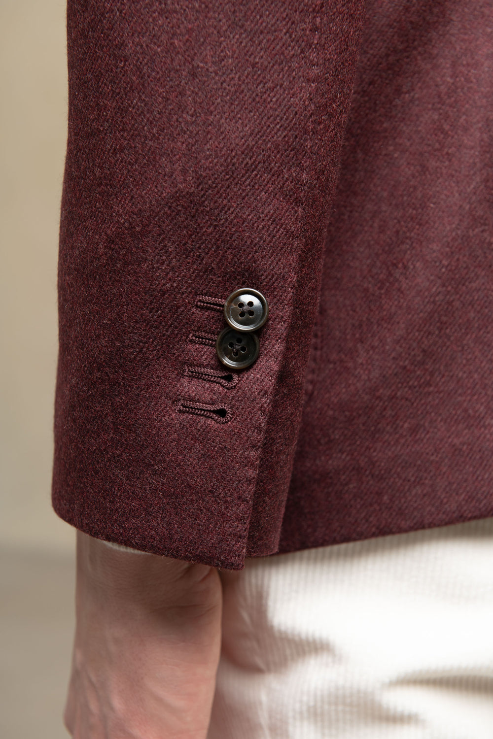 Wool and Cashmere Jacket, Italian wool and cashmere jacket, Loro Piana Wool Jacket, Loro Pian cashmere jacket, Bordeaux Loro Piana Jacket, Giacca in lana e cashmere, giacca in lana e cashmere italiana, giacca in lana Loro Piana, giacca in cashmere Loro Pian, giacca Loro Piana Bordeaux, Veste en laine et cachemire, veste italienne en laine et cachemire, veste en laine Loro Piana, veste en cachemire Loro Pian, veste bordeaux Loro Piana,