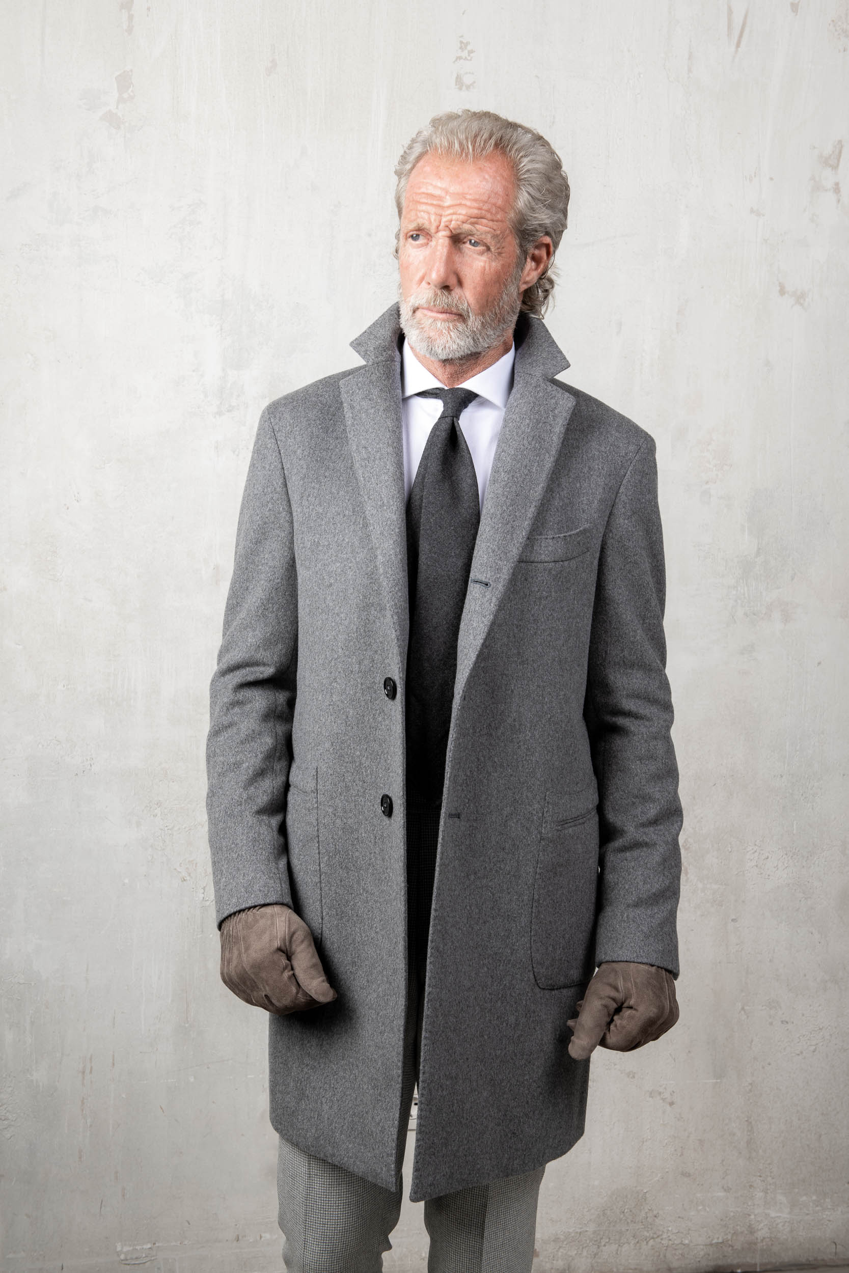 Cappotto grigio in lana Loro Piana – Made in Italy