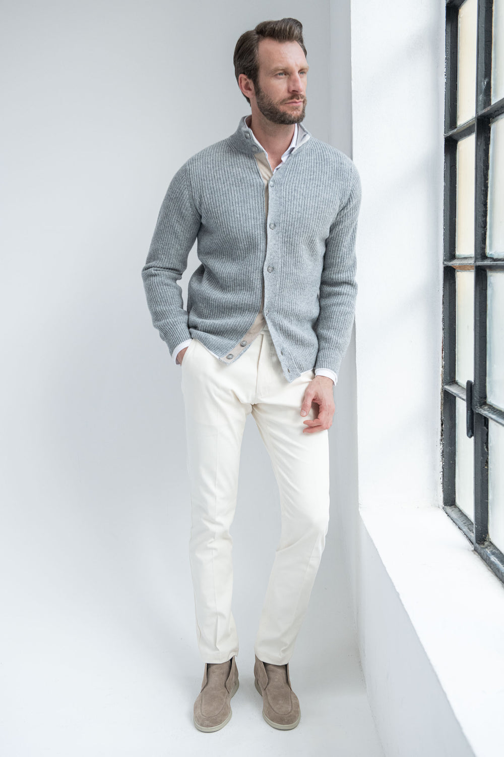 Cardigan côtelé en mélange de cachemire gris – Made in Italy