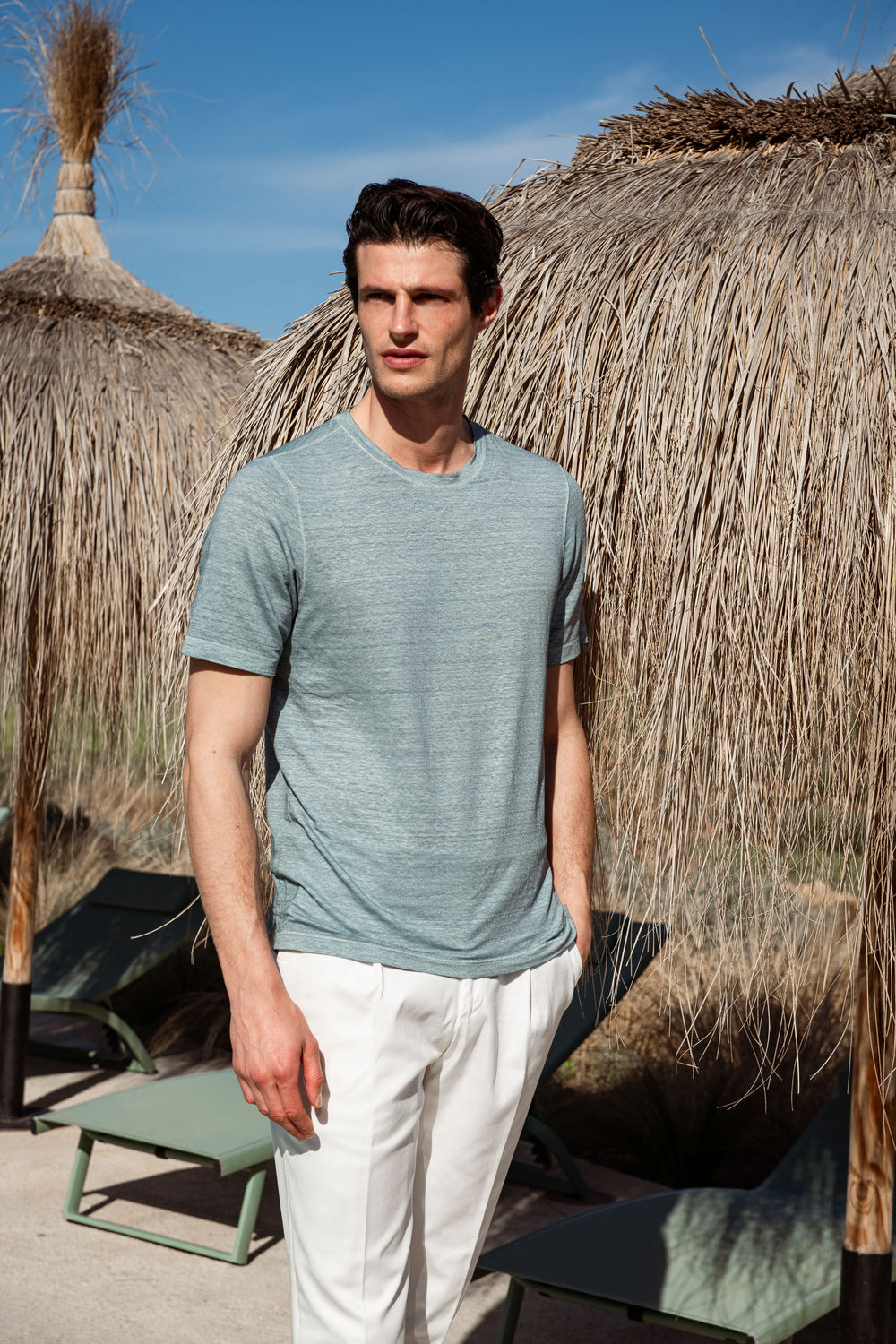 Linen T-Shirt, Light Blue T-Shirt, Light Blue Linen T-Shirt, Men Linen T-Shirt, Light Blue linen T-shirt, Gransasso Light Blue linen Shirt, T-Shirt en lin, T-Shirt bleu clair, T-Shirt en lin bleu clair, T-Shirt en lin pour homme, T-shirt en lin bleu clair, Chemise en lin bleu clair Gransasso, Maglietta di lino, Maglietta azzurra, Maglietta di lino azzurra, Maglietta di lino da uomo, Maglietta di lino azzurra, Camicia di lino azzurra Gransasso, 