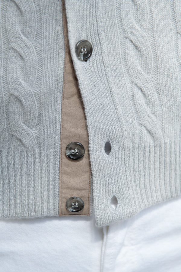 Cardigan en maille torsadée gris clair – Made in Italy