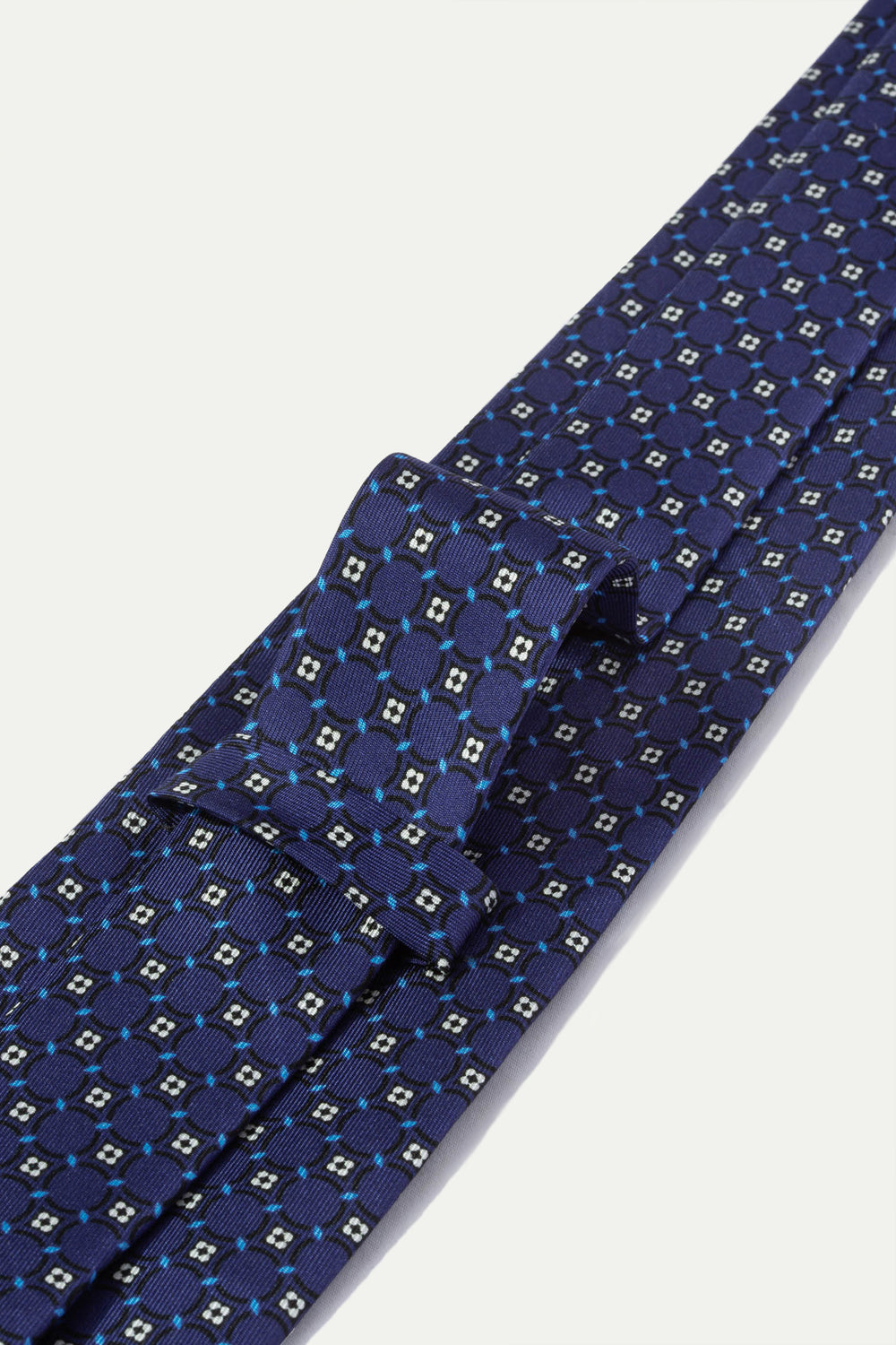  Italian silk blue tie with printed fancy, Italian silk blue printed fancy tie, Italian silk blue and white fancy, Cravate italienne en soie bleue avec fantaisie imprimée, cravate italienne en soie bleue avec fantaisie imprimée, cravate italienne en soie bleue et blanche avec fantaisie, Cravatta blu in seta italiana con fantasia stampata, cravatta blu in seta italiana con fantasia stampata, cravatta blu e bianca in seta italiana,