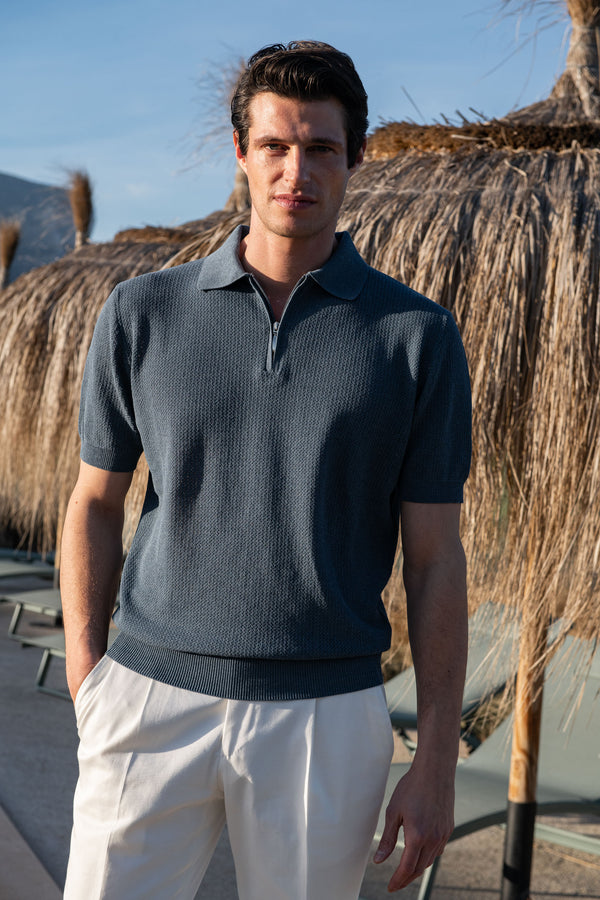 Blue ocean cotton polo zip, polo with zip, blue ocean polo with zip, textured cotton polo with zip, Polo en coton bleu océan avec fermeture éclair, polo avec fermeture éclair, polo bleu océan avec fermeture éclair, polo en coton texturé avec fermeture éclair, Polo in cotone blu oceano con zip, polo con zip, polo blu oceano con zip, polo in cotone testurizzato con zip, 