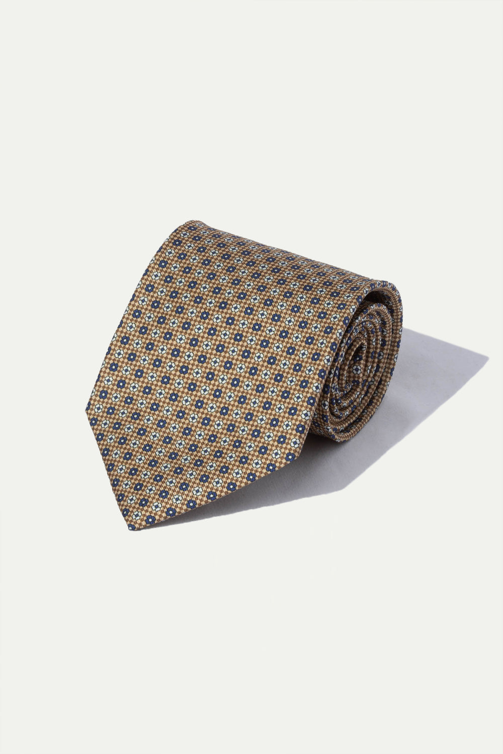 Italian silk Ochre tie with micro fancy, Italian silk Ochre micro fancy tie, Italian silk Ochre tie, Cravatta in seta italiana ocra con micro fantasia, cravatta in seta italiana ocra micro fantasia, cravatta in seta italiana ocra, Cravate Ochre en soie italienne avec micro fantaisie, cravate Ochre en soie italienne avec micro fantaisie, cravate Ochre en soie italienne,