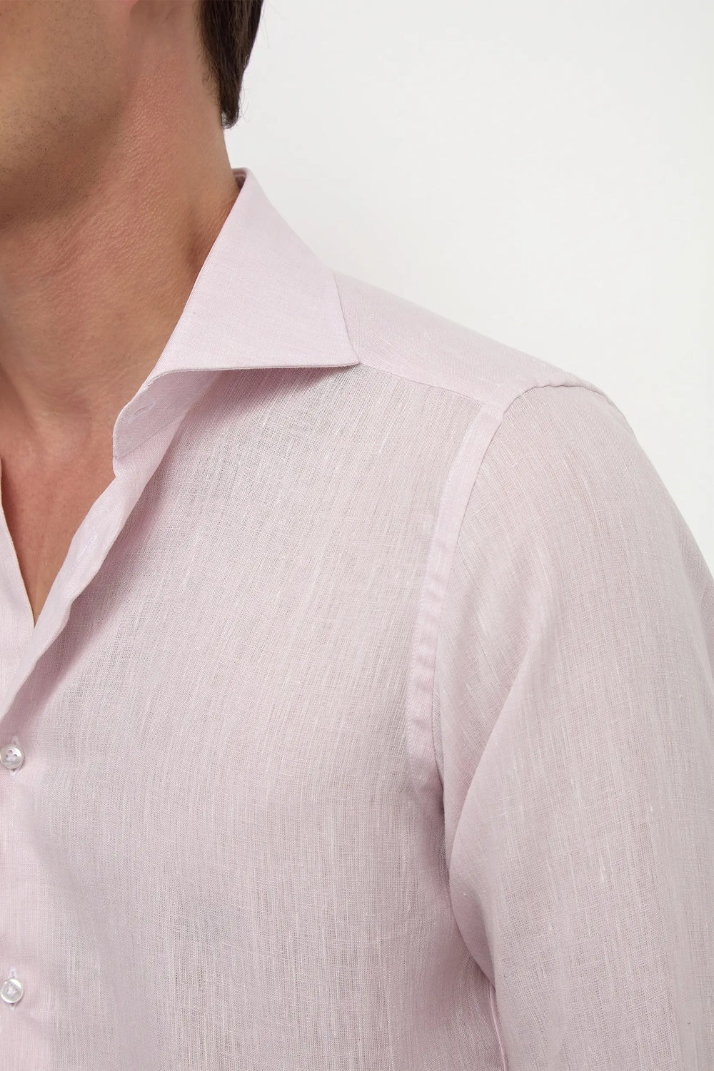 Pink Linen Shirt, men's pink linen shirt, elegant pink shirt, breathable summer shirt, casual pink linen shirt, chemise en lin rose pour hommes, chemise d'été rose, chemise élégante en lin, camicia di lino rosa per uomo, camicia rosa elegante, camicia estiva in lino.