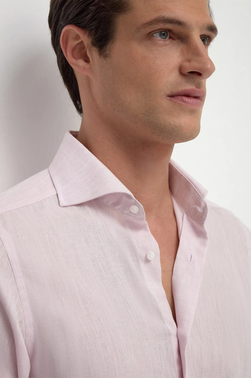 Pink Linen Shirt, men's pink linen shirt, elegant pink shirt, breathable summer shirt, casual pink linen shirt, chemise en lin rose pour hommes, chemise d'été rose, chemise élégante en lin, camicia di lino rosa per uomo, camicia rosa elegante, camicia estiva in lino.