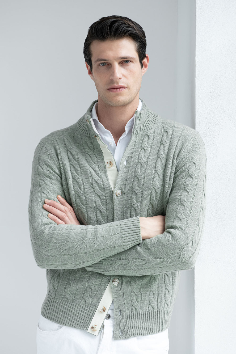 Cardigan en maille torsadée Sauge – Made in Italy