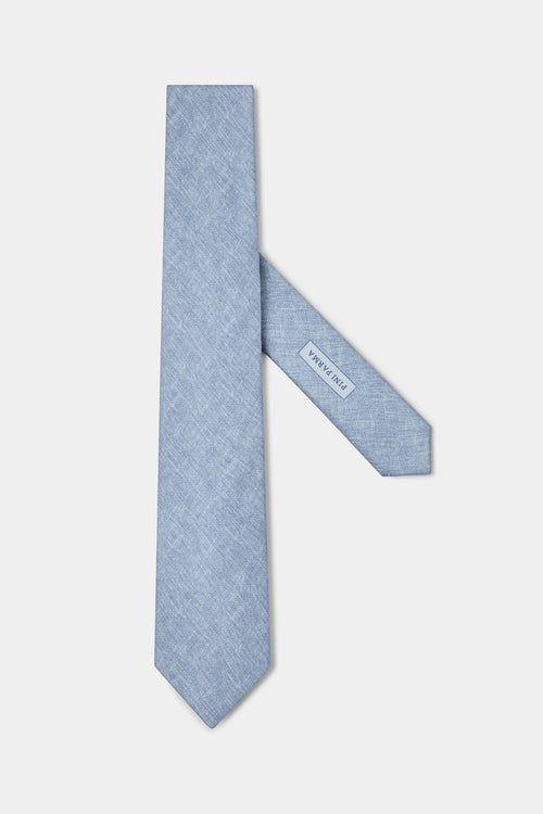 Sky Blue Linen Silk Tie, men's sky blue tie, elegant linen and silk tie, formal sky blue tie, breathable blue tie, cravate en lin et soie bleu ciel, cravate élégante pour hommes, cravate formelle bleu ciel, cravatta in lino e seta azzurro cielo, cravatta elegante azzurro cielo, cravatta formale in lino e seta.