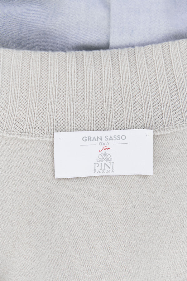 Cashmere Cardigan, Gransasso Cardigan, italian cashmere cardigan, light grey italian cardigan, Cardigan in cashmere, cardigan Gransasso, cardigan in cashmere italiano, cardigan grigio chiaro italiano, Cardigan en cachemire, cardigan Gransasso, cardigan italien en cachemire, cardigan italien gris clair, 