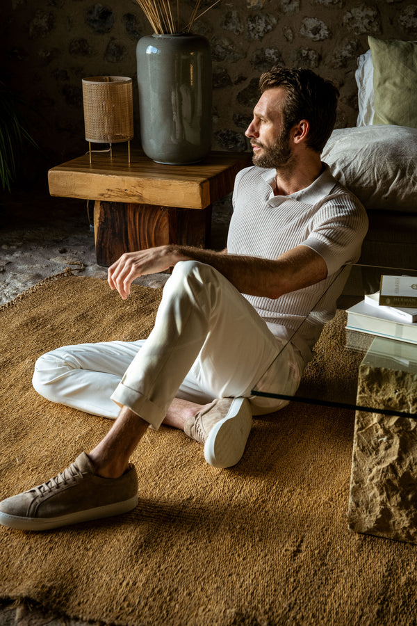 Light Grey Thin Ribbed Polo, Knit Polo Light Grey, cotton knitted polo, cotton Thin ribbed  Light Grey polo, Light Grey Thin  Ribbed Knit, Polo Grigio chiaro a coste sottili, Polo in maglia Grigio chiaro, polo in cotone lavorato a maglia, cotone a coste sottili Polo grigio chiaro, maglia a coste sottili grigio chiaro, Polo gris clair à fines côtes, polo en tricot gris clair, polo en tricot de coton, polo gris clair à fines côtes, polo gris clair à fines côtes, 