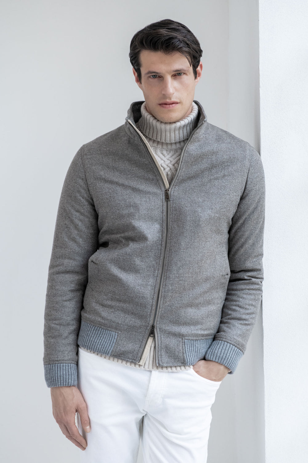 Bomber taupe en laine et cachemire Loro Piana – Made in Italy