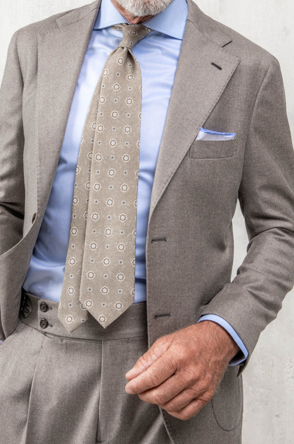 Taupe suit in Loro Piana wool and cashmere - Made in Italy