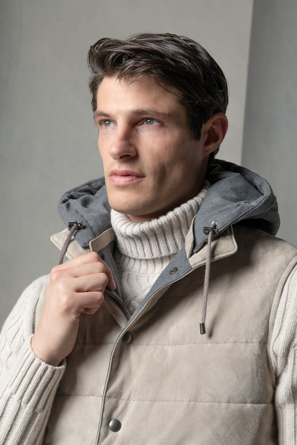 Gilet matelassé en daim taupe - Made in Italy