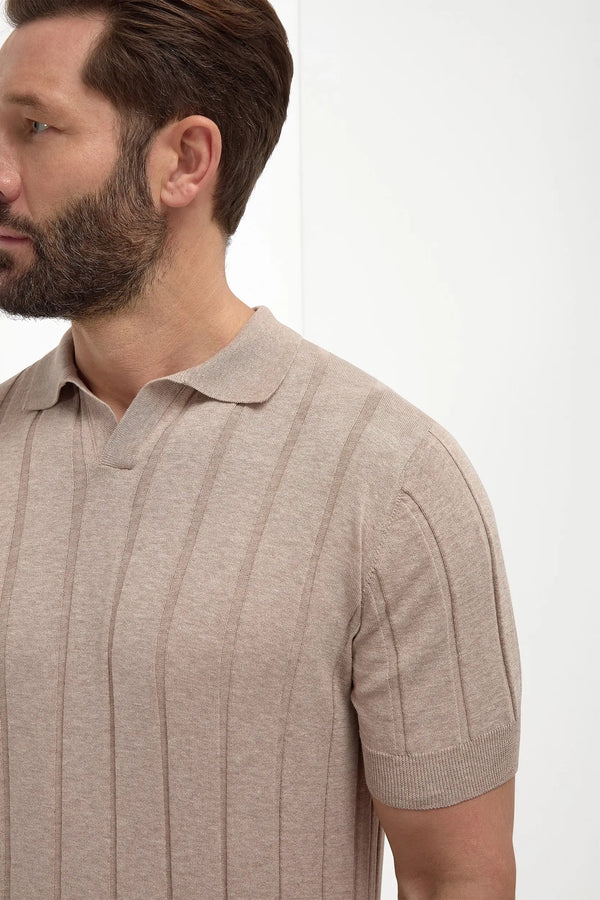 Taupe Ribbed Polo, Knit Polo Taupe, cotton knitted polo, cotton ribbed Taupe polo, Taupe Ribbed Knit Polo, Polo Taupe a coste, Polo Taupe a maglia, Polo in cotone a maglia, Polo Taupe in cotone a coste, Polo Taupe a maglia, Polo Taupe côtelé, Polo Taupe tricoté, Polo coton tricoté, Polo Taupe coton côtelé, Polo Taupe tricoté