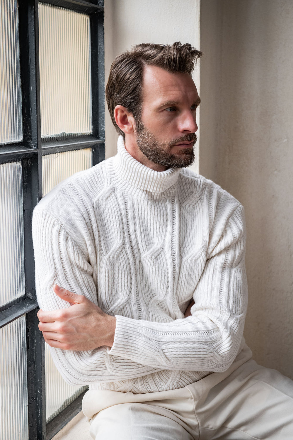 White jacquard patterned wool & cashmere turtleneck – Made in Italy