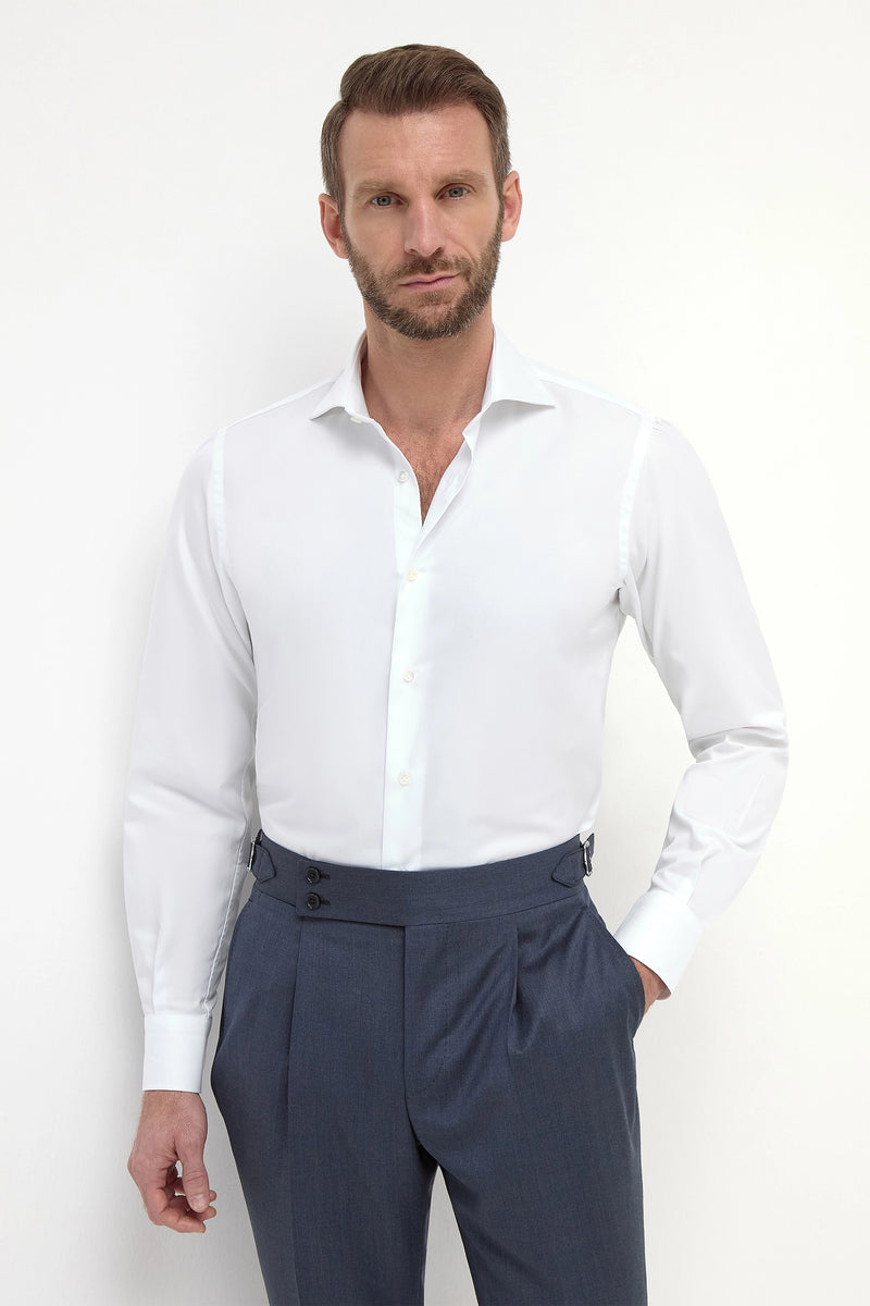 High-end white shirt, Italian white dress shirt, luxury men’s white shirt, premium Italian cotton shirt, elegant men’s formal shirt, handcrafted Italian shirt, classic white shirt, Italian designer shirt, men’s luxury white shirt, chemise blanche de luxe fabriquée en Italie, chemise formelle italienne, chemise élégante en coton italien, camicia bianca di lusso fatta in Italia, camicia elegante in cotone italiano, camicia formale italiana