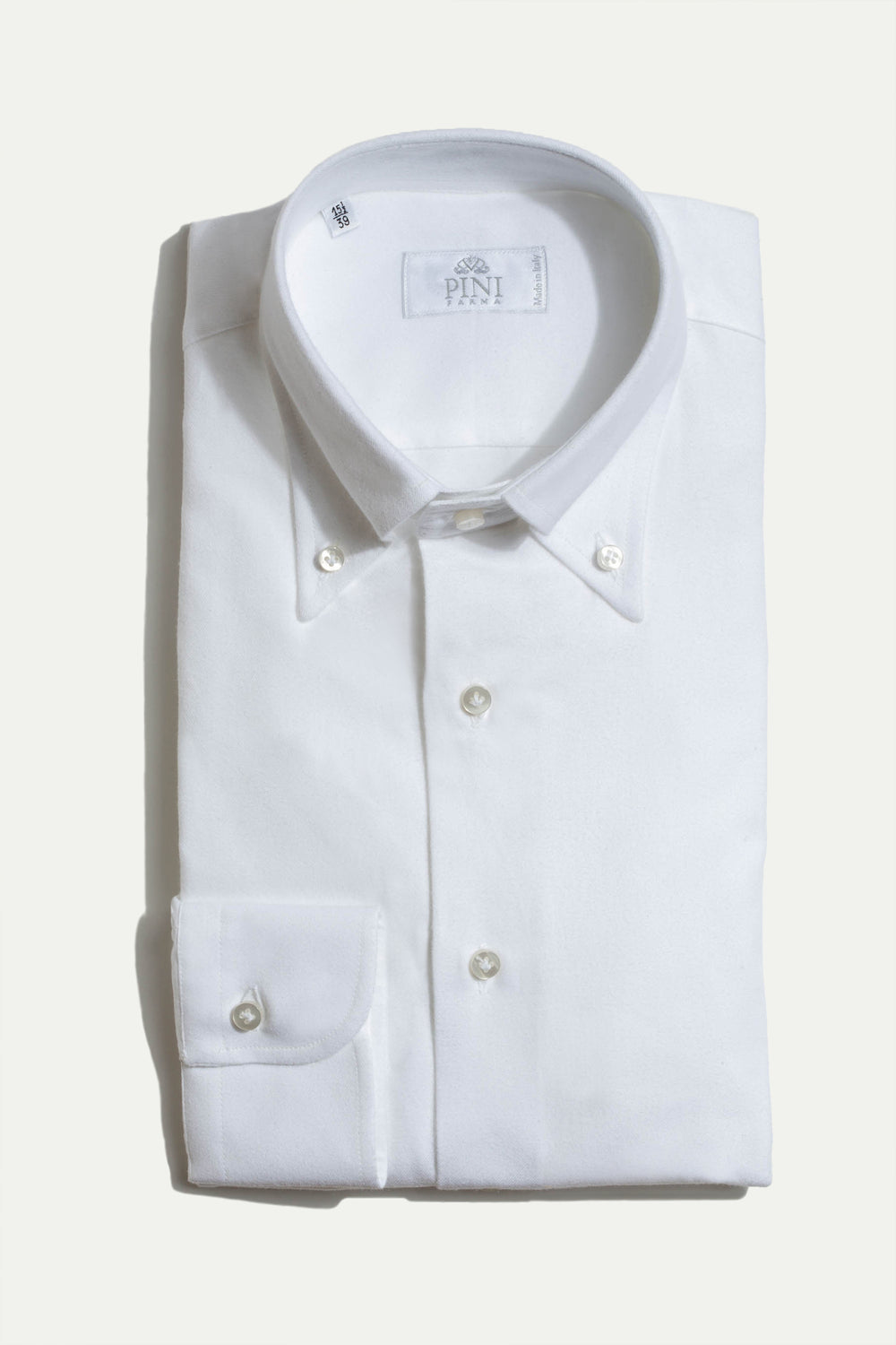 brushed cotton shirt, chemise coton brossé, brushed cotton white shirt, button down brushed cotton shirt, white button down shirt, white button down shirt fall, white button down shirt winter, warm button down shirt, chemise blanche automne, chemise blanche hiver, chemise blanche col boutonné, chemise blanche coton brossé