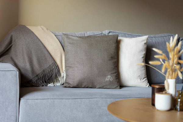 Coussin en laine Prince de Galles taupe - Made in Italy