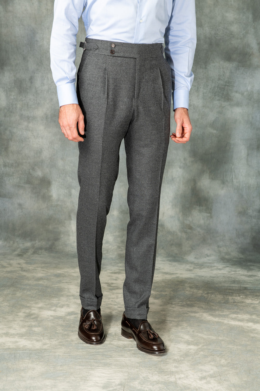 Dark grey flannel trouser, gurkha, gurkha trousers, flannel gurkha trousers, pantalon flanelle grise, pantalon gurkha flanelle