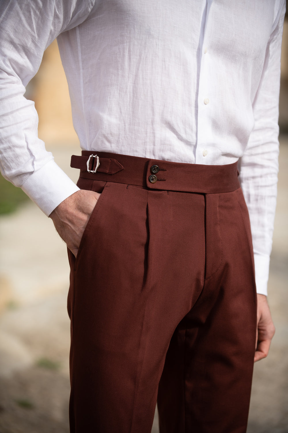 bordeaux gurkha cotton trousers, pantalon gurkha bordeaux, pantalon Gurkha bordeaux en coton, cotton gurkha trousers 