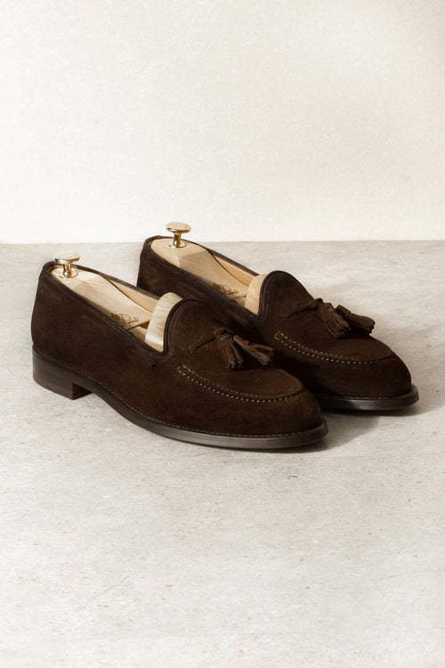 Brown tassel loafers, mocassins à pampilles, tassel loafers noirs, mocassins à pampilles noirs