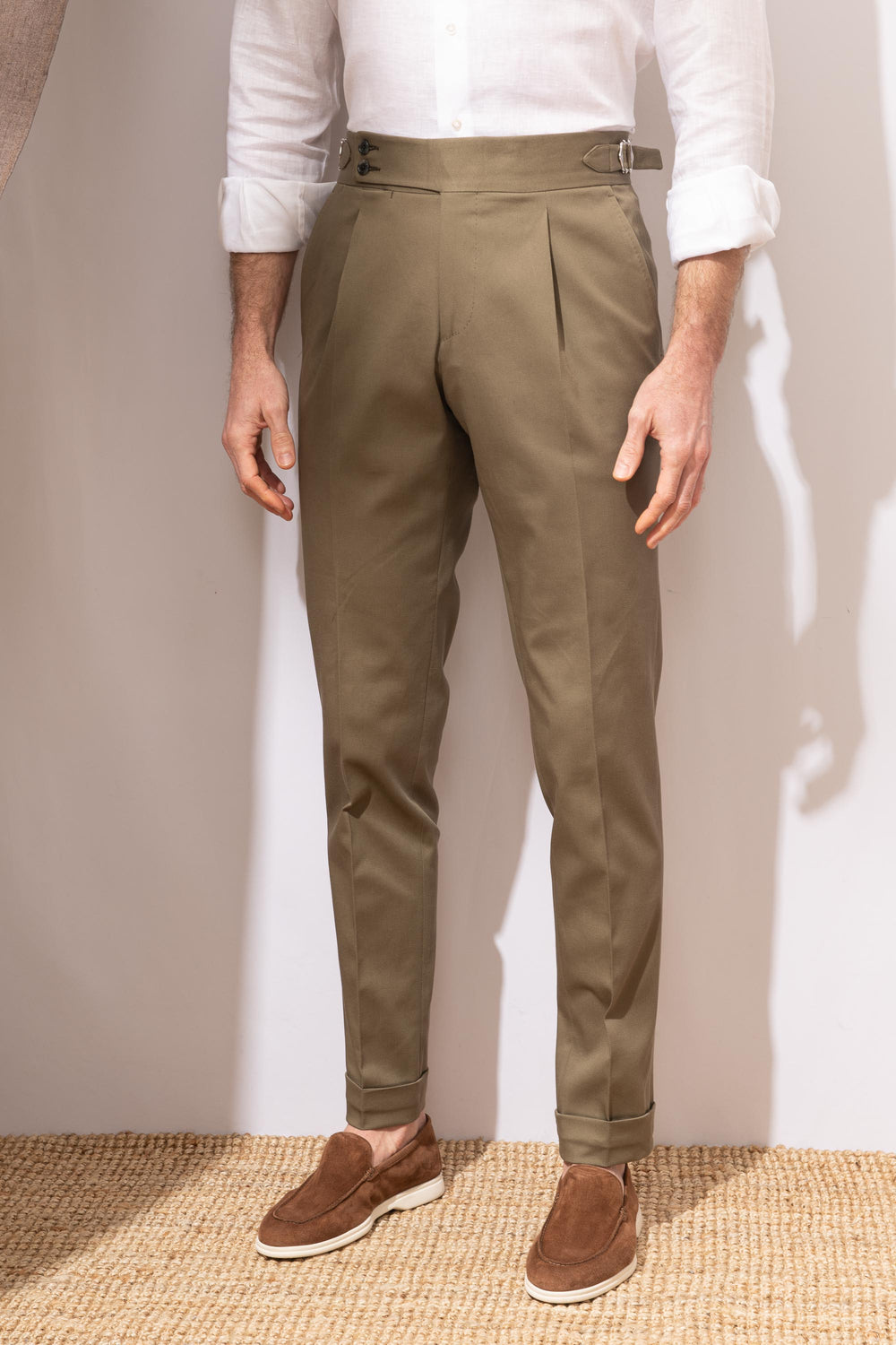 green gurkha cotton trousers, pantalon gurkha vert, pantalon Gurkha vert en coton, cotton gurkha trousers  Edit alt text