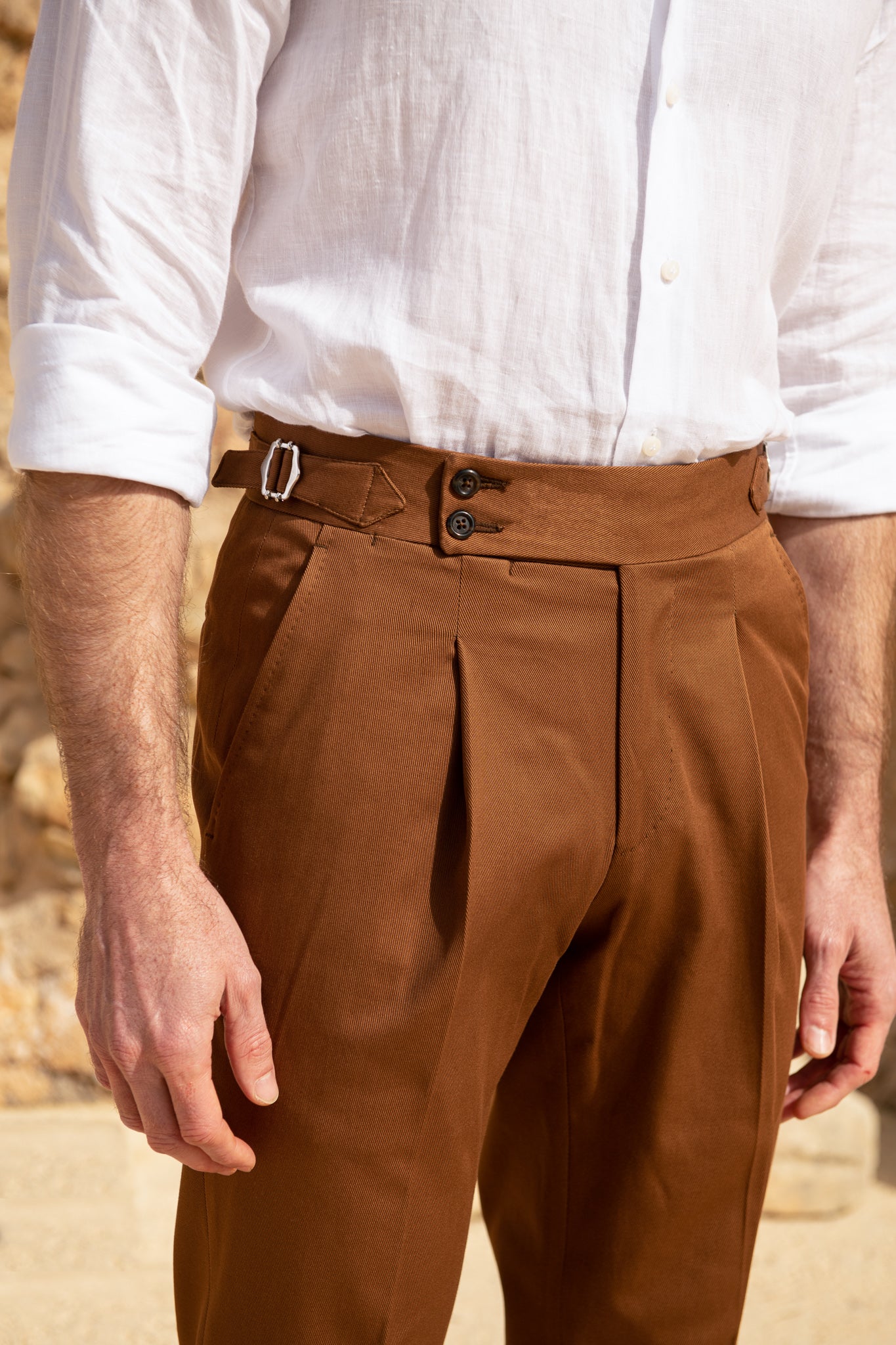 Men cotton trousers, cognac trousers, cognac italian cotton trousers, men cognac cotton trousers, italian cognac trousers, cognac cotton trousers, pantaloni cognac, pantaloni cognac in cotone italiano, pantaloni uomo in cotone cognac, pantaloni cognac italiani, pantaloni moda italiani, pantaloni cognac in cotone, pantalon en coton italien cognac, pantalon en coton cognac pour homme, pantalon cognac italien, pantalon de mode italien, pantalon en coton cognac ,