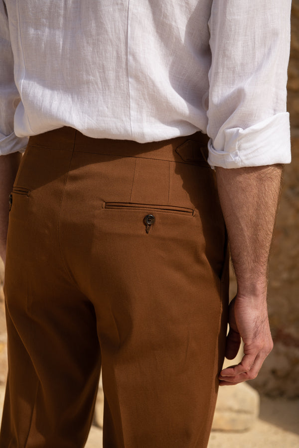 Men cotton trousers, cognac trousers, cognac italian cotton trousers, men cognac cotton trousers, italian cognac trousers, cognac cotton trousers, pantaloni cognac, pantaloni cognac in cotone italiano, pantaloni uomo in cotone cognac, pantaloni cognac italiani, pantaloni moda italiani, pantaloni cognac in cotone, pantalon en coton italien cognac, pantalon en coton cognac pour homme, pantalon cognac italien, pantalon de mode italien, pantalon en coton cognac ,