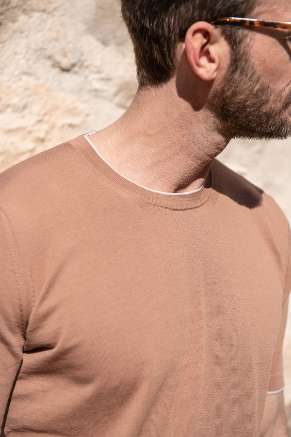 Cotton Knitted T- Shirt, Knitted T-Shirt, Rusty T-Shirt, Cotton Knitted Rusty colorT-Shirt, Italian Cotton T-Shirt, T-shirt en coton tricoté, T-Shirt tricoté, T-Shirt couleur rouille, T-Shirt en coton tricoté couleur rouille, T-Shirt en coton italien, Maglietta in cotone lavorato a maglia, T-Shirt lavorata a maglia, T-Shirt color ruggine, T-Shirt in cotone lavorato a maglia color ruggine, T-Shirt in cotone italiano,